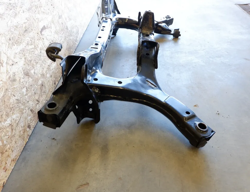 TOYOTA Prius 4 generation (XW50) (2015-2023) Задній підрамник 51206-47012,51206-47011 35106158