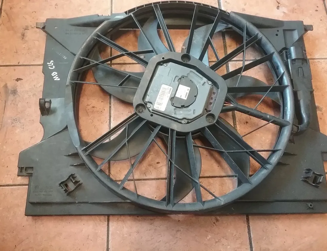 MERCEDES-BENZ CLS-Class C219 (2004-2010) Вентилятор радиатора A2115050555,1137328108,A2115001693,3137229007 12123406