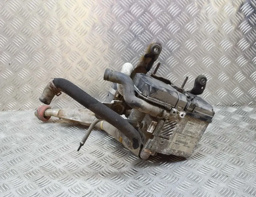 AUDI A8 D3/4E (2002-2010) Автономный отопитель E1000002,4E0910105A,4E0815069G,9013887C,E1031232,9016107A,9016493B 14732199