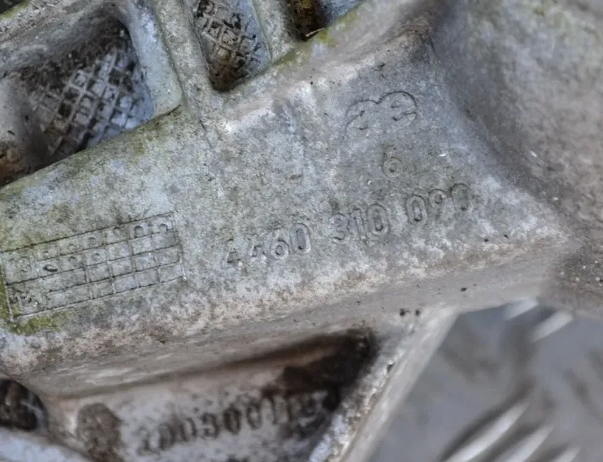 VOLKSWAGEN Touareg 2 generation (2010-2018) Задній диференціал 44603100914460310090 30729402