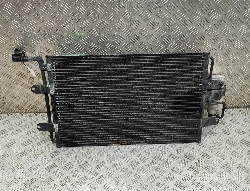SEAT Leon 2 generation (2005-2012) Радиатор кондиционера 1J0820191A,1J0820411D 27820848