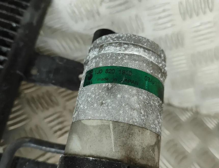 VOLKSWAGEN Golf 4 generation (1997-2006) Радиатор кондиционера 1J0820191D,1J0820411D 27822515