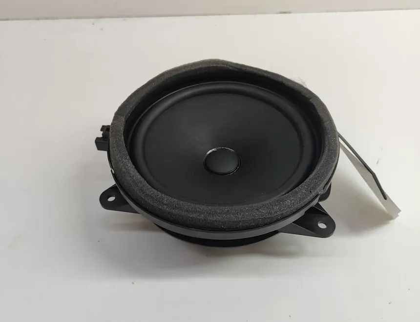 VOLVO XC60 2 generation (2017-2024) Гучномовець передньої правої двері 32212429 30429260