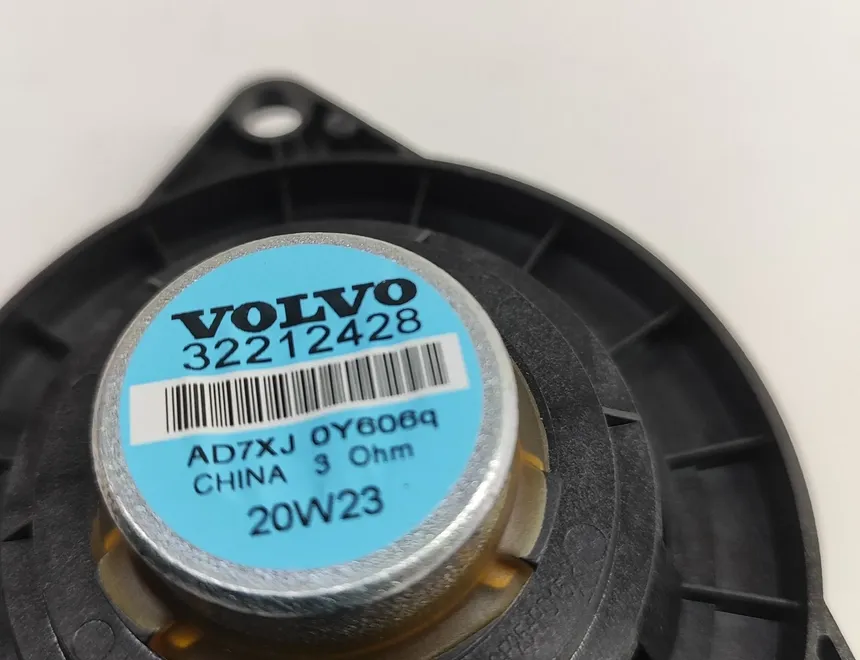 VOLVO XC60 2 generation (2017-2024) Гучномовець передньої правої двері 32212428 30429637