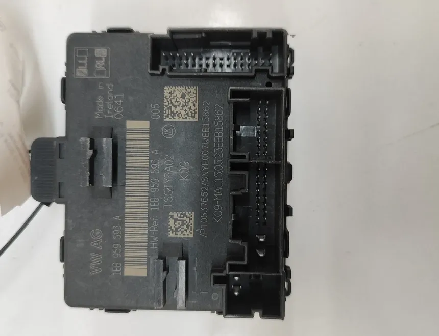 AUDI Q4 Sportback e-tron 1 generation (2021-2024) Блок керування передніми лівими дверима 1EB959593A 31846885