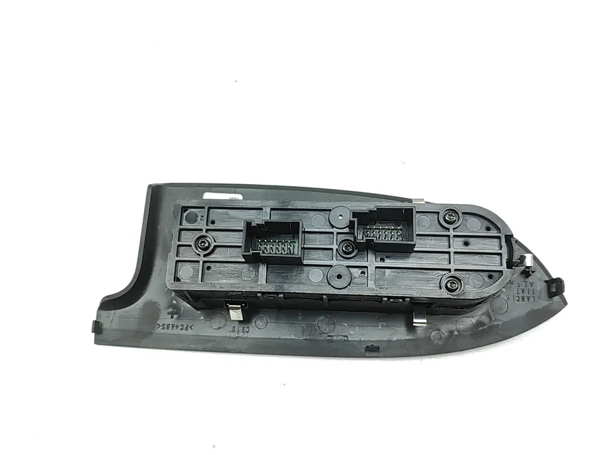 ALFA ROMEO Giulietta 940 (2010-2020) Кнопка стеклоподъемника передней правой двери 156106279 33096193