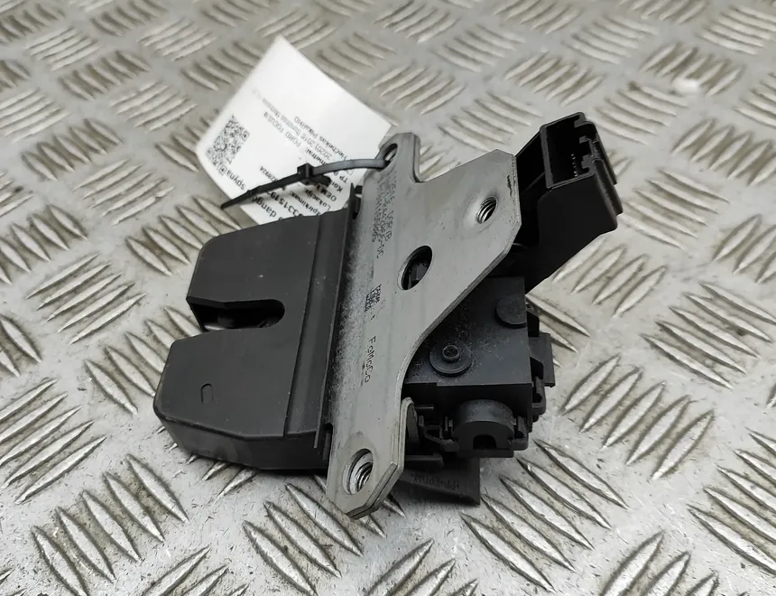 FORD Focus 3 generation (2011-2020) Замок багажника 8M51-R442A66-DC 33151924