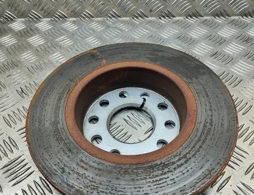 VOLKSWAGEN Caddy 4 generation (2015-2020) Диск тормозов задний правый 5Q0615601D 33324913