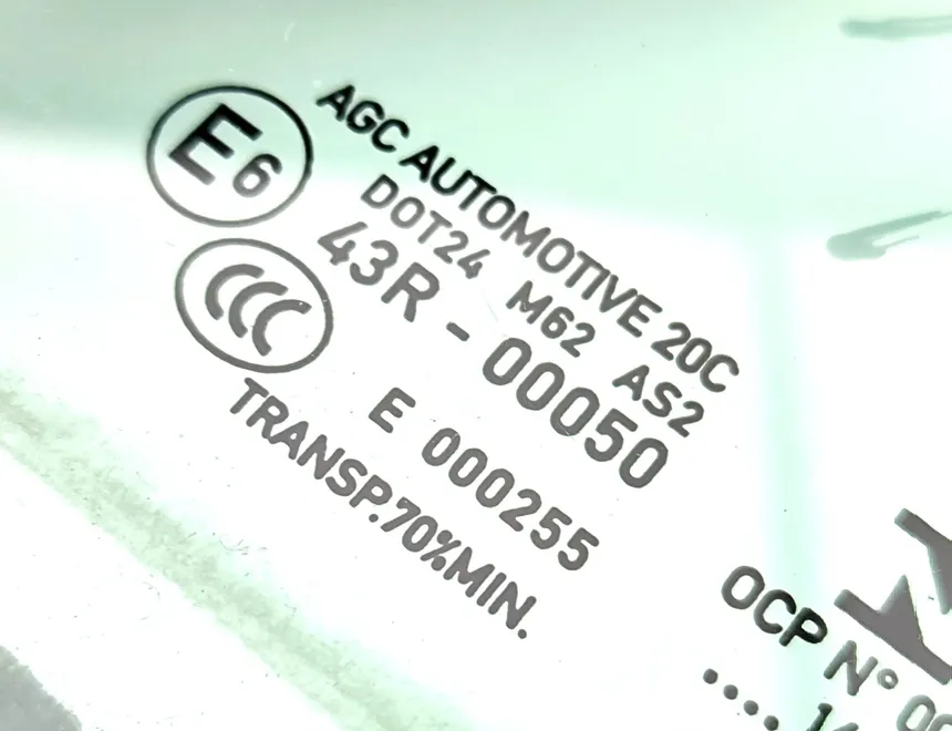 PORSCHE Macan 1 generation (2013-2023) Фортка передней левой двери 95B845113 33357678