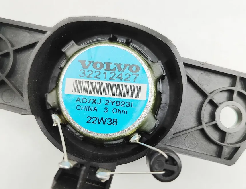 VOLVO V60 2 generation (2018-2023) Звуковий динамік задньої правої двері 32212427 33505177