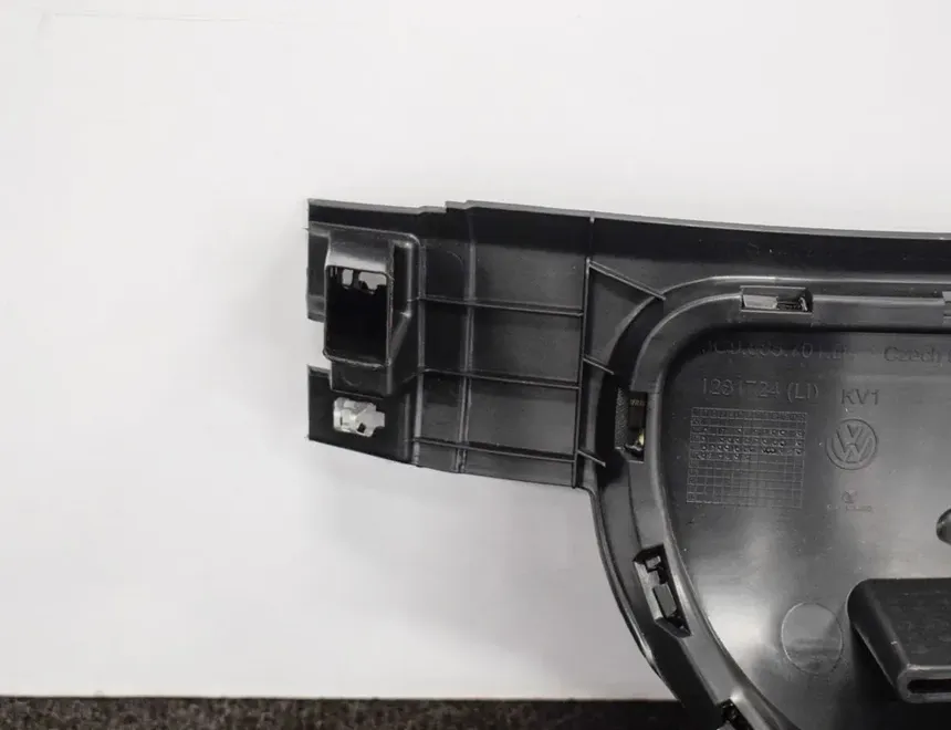 VOLKSWAGEN Passat B8 (2014-2023) Інші частини інтер'єру 3G9885701D 3510073