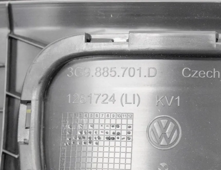 VOLKSWAGEN Passat B8 (2014-2023) Інші частини інтер'єру 3G9885701D 3510073