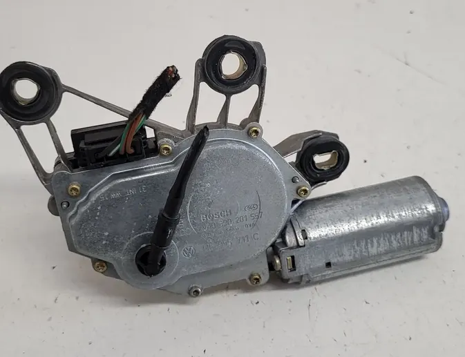 SKODA Fabia 6Y (1999-2007) Двигун склоочисника задніх дверей 0390201557 35106472