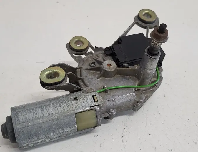 SKODA Fabia 6Y (1999-2007) Двигун склоочисника задніх дверей 0390201557 35106472