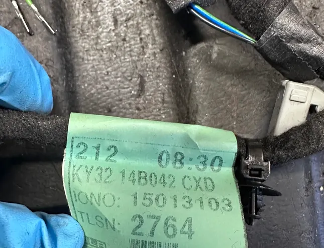 LAND ROVER Discovery 5 generation (2016-2024) Інша проводка лом KY3214B042,KY3214B042CXD,15013103,HY3214D202DC,PORANKIOLAIDAI 33492884