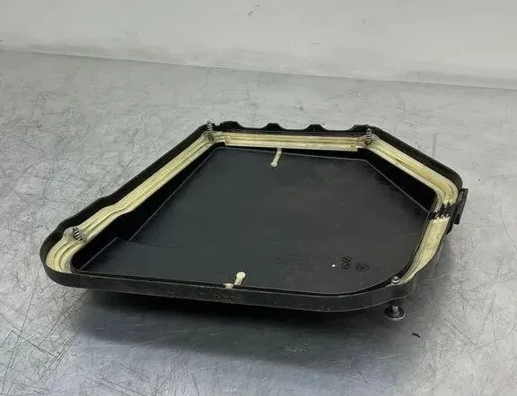 BMW 7 Series F01/F02 (2008-2015) Кришка блоку запобіжників 7555151 30781991