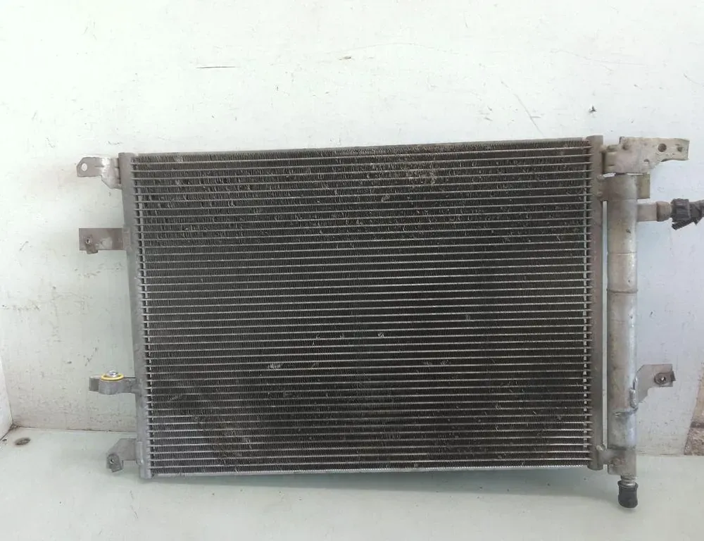 VOLVO S60 1 generation (2000-2009) Радиатор кондиционера 35079498