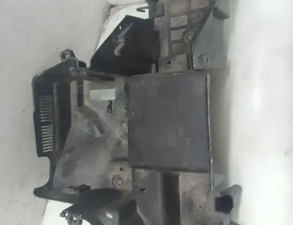 CITROËN C5 2 generation (2008-2017) Кришка блоку запобіжників 96867322080 35082184