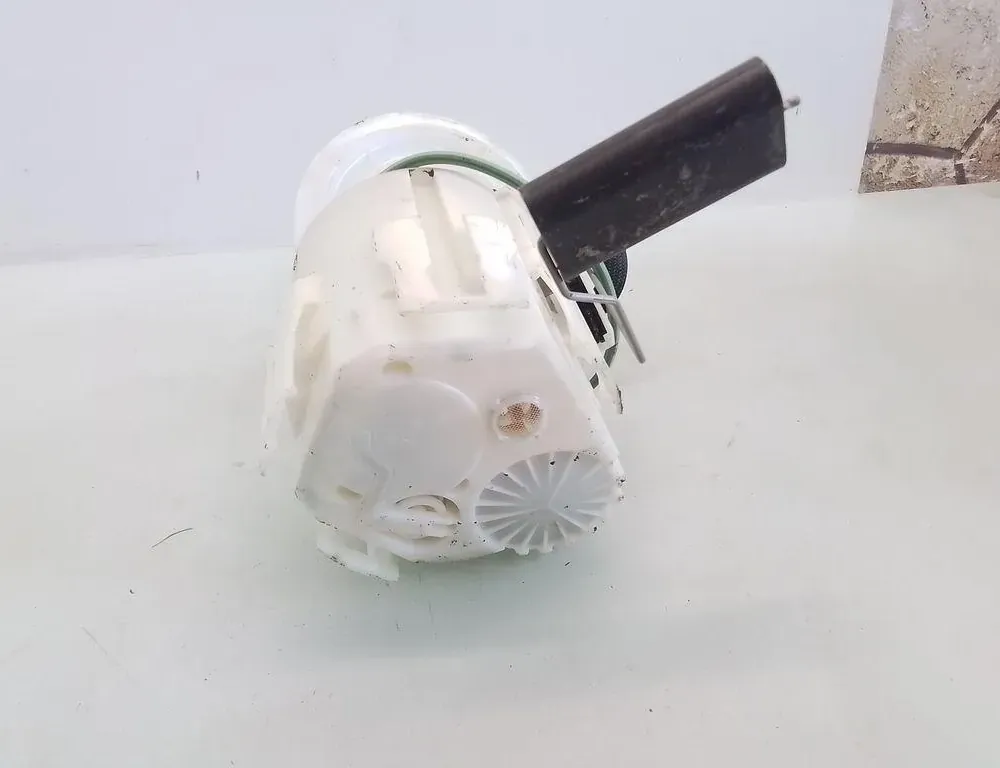 OPEL Zafira B (2005-2010) Паливний насос в баку 0580314115 35099889