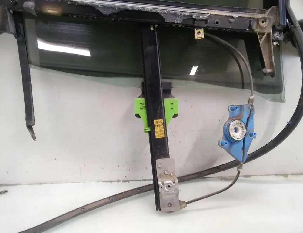 AUDI A4 B6/8E (2000-2005) Віконний підйомник лівої задньої двері 8E0839461A 35081742