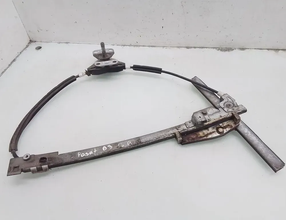 VOLKSWAGEN Passat B3 (1988-1993) Регулятор вікна правої передньої двері 35100517