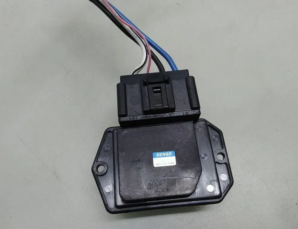 TOYOTA Corolla Verso 1 generation (2001-2009) РЕОСТАТ ВЕНТИЛЯТОРА ПЕЧКИ 4993002121 35093707