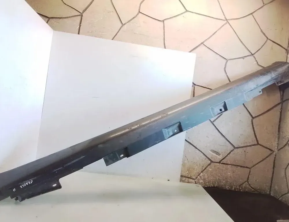 TOYOTA Corolla Verso 1 generation (2001-2009) Права пластикова облицювальна панель порогу 35096414