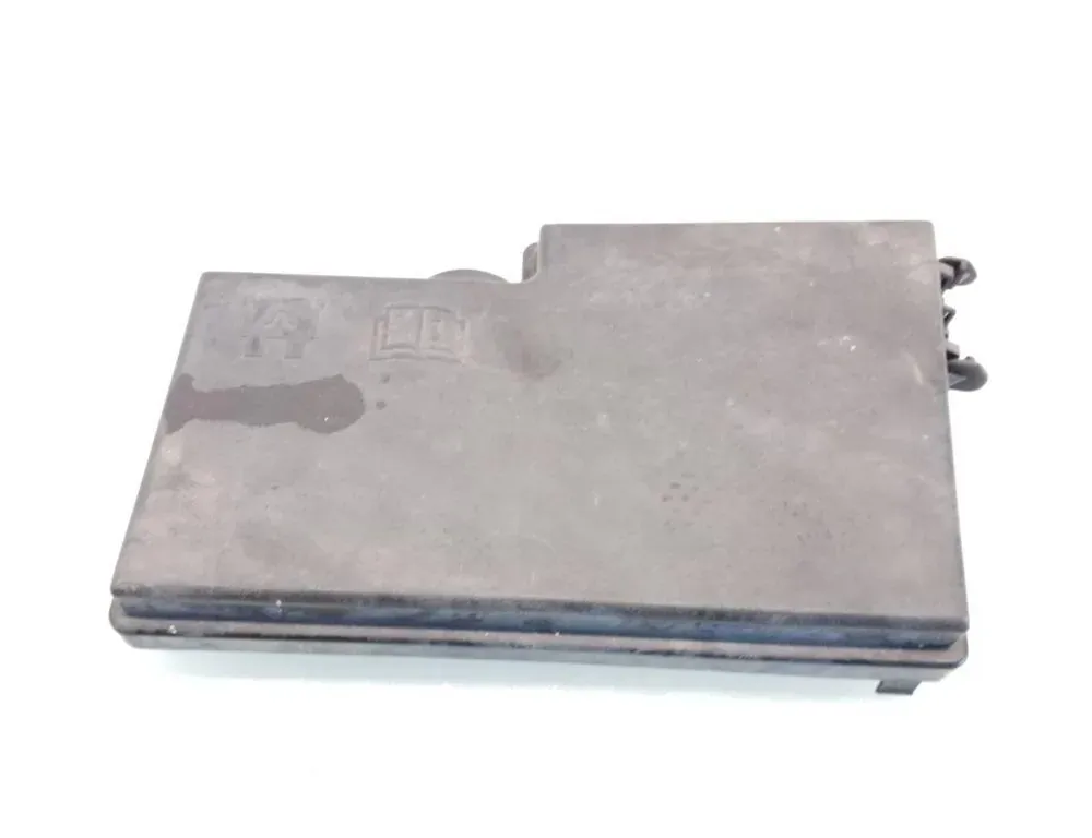 VOLVO V50 1 generation (2003-2012) Кришка блоку запобіжників 318818127 35075026