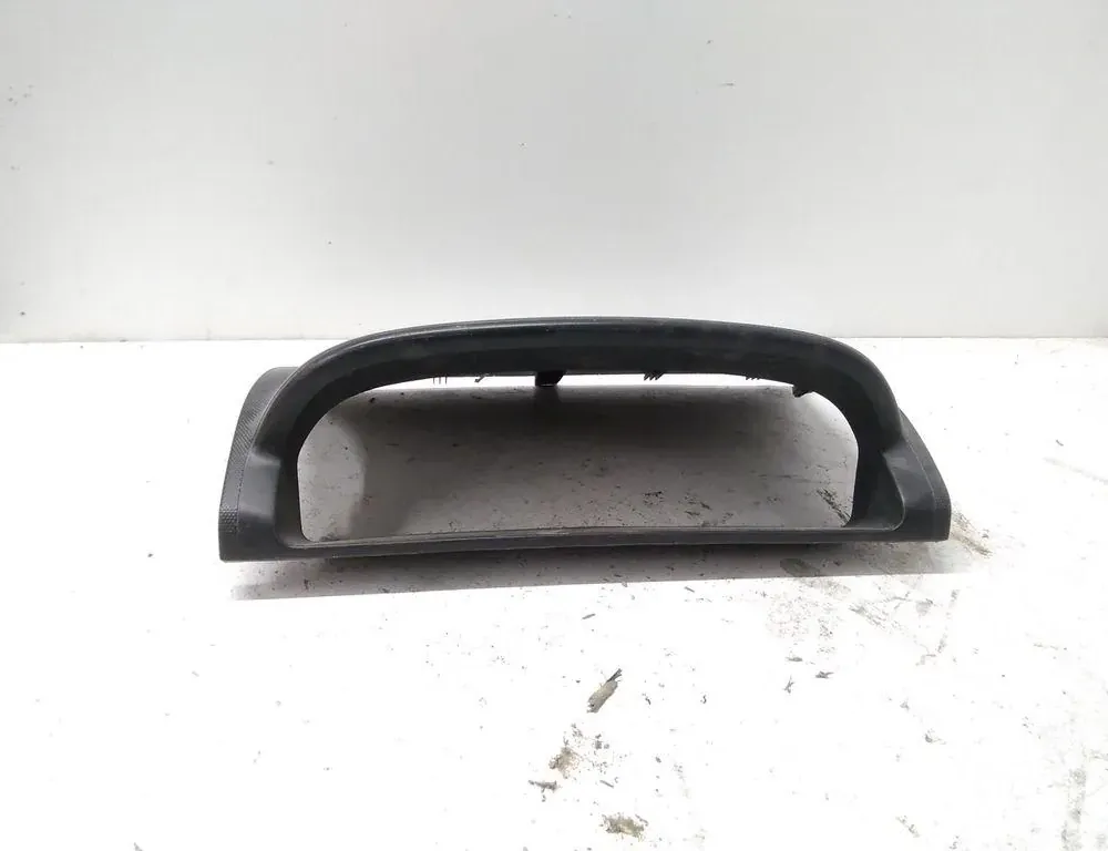 NISSAN X-Trail T30 (2001-2007) Накладка спідометра на панелі приладів 35094937