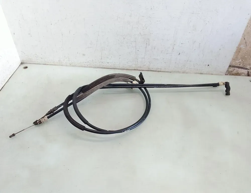 FORD Focus 2 generation (2004-2011) Трос ручного гальма 35099208