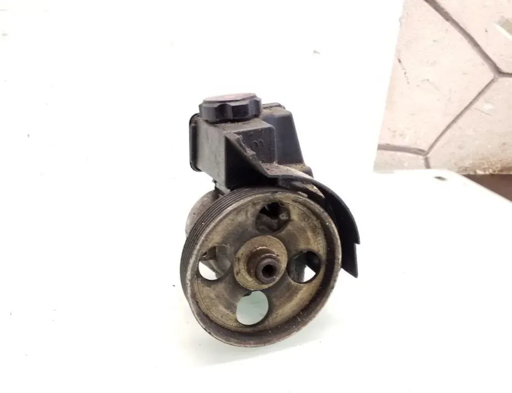 CITROËN Xsara 1 generation (1997-2004) Насос гідропідсилювача 9636320580 35095585