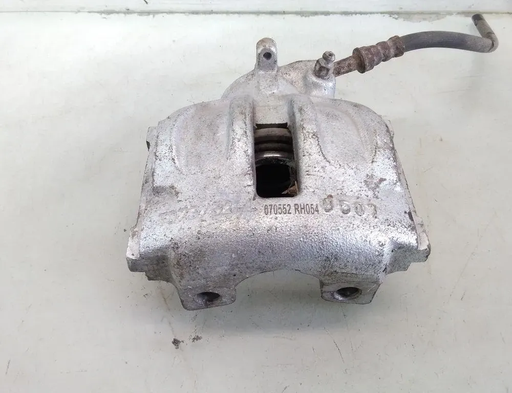 VOLKSWAGEN LT 2 generation (1996-2006) Задній лівий гальмівний супорт 35072769