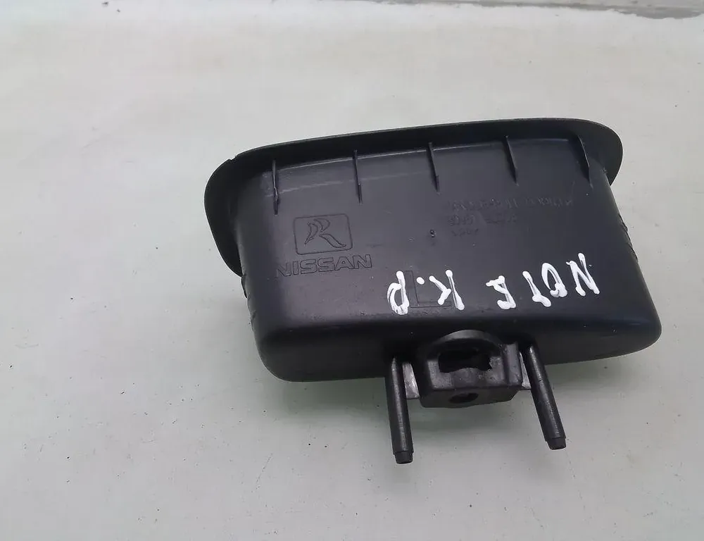 NISSAN Note 1 generation (2005-2014) Панель передніх лівих дверей 35094700