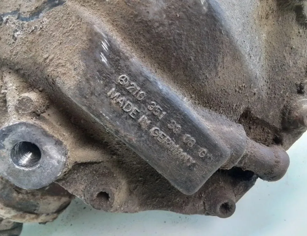 MERCEDES-BENZ E-Class W210 (1995-2002) Задній диференціал 2103513308 35095243