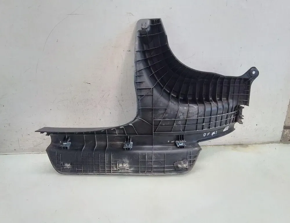 HYUNDAI i30 FD (1 generation) (2007-2012) Обшивка заднього правого порога 35100765