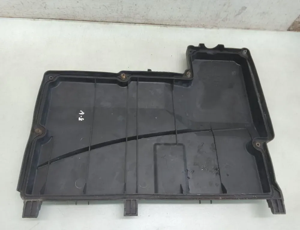 AUDI A8 D2/4D (1994-2002) Кришка блоку запобіжників 4D1937128F 35080256