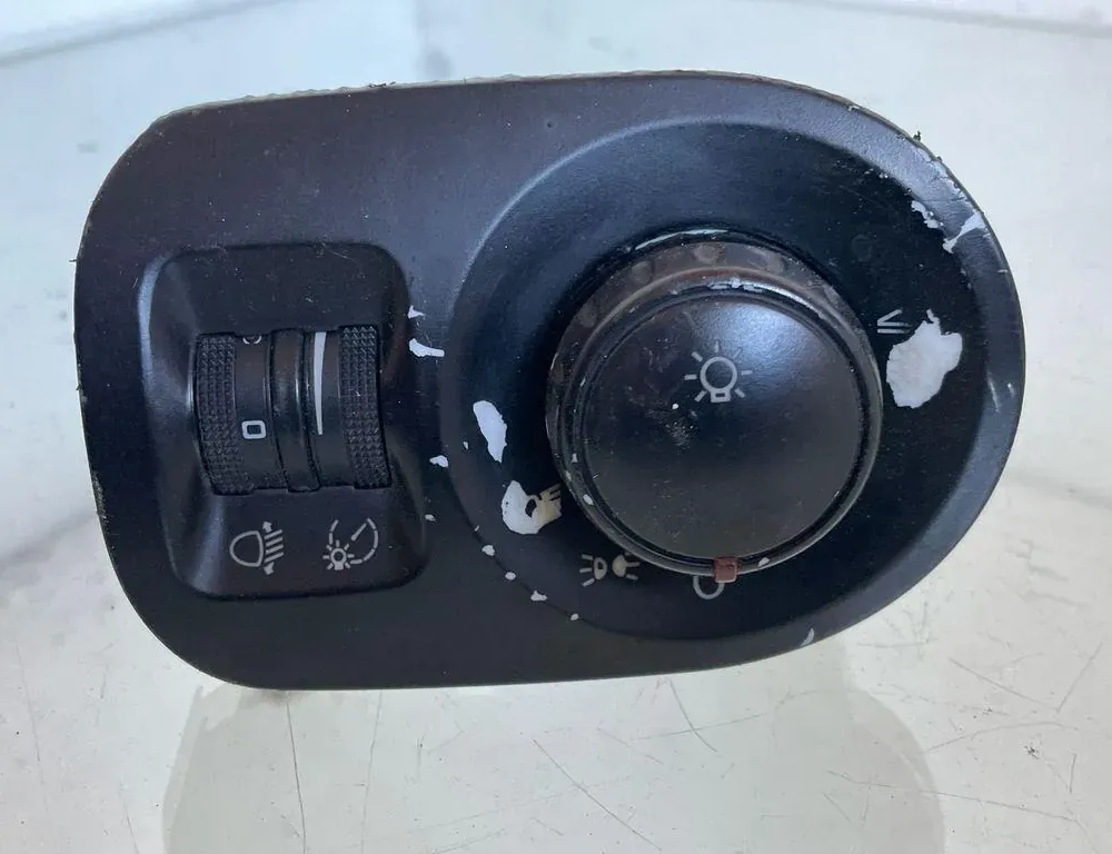 SEAT Toledo 1 generation (1991-1999) Переключатель света 5P1941431AF 33209816