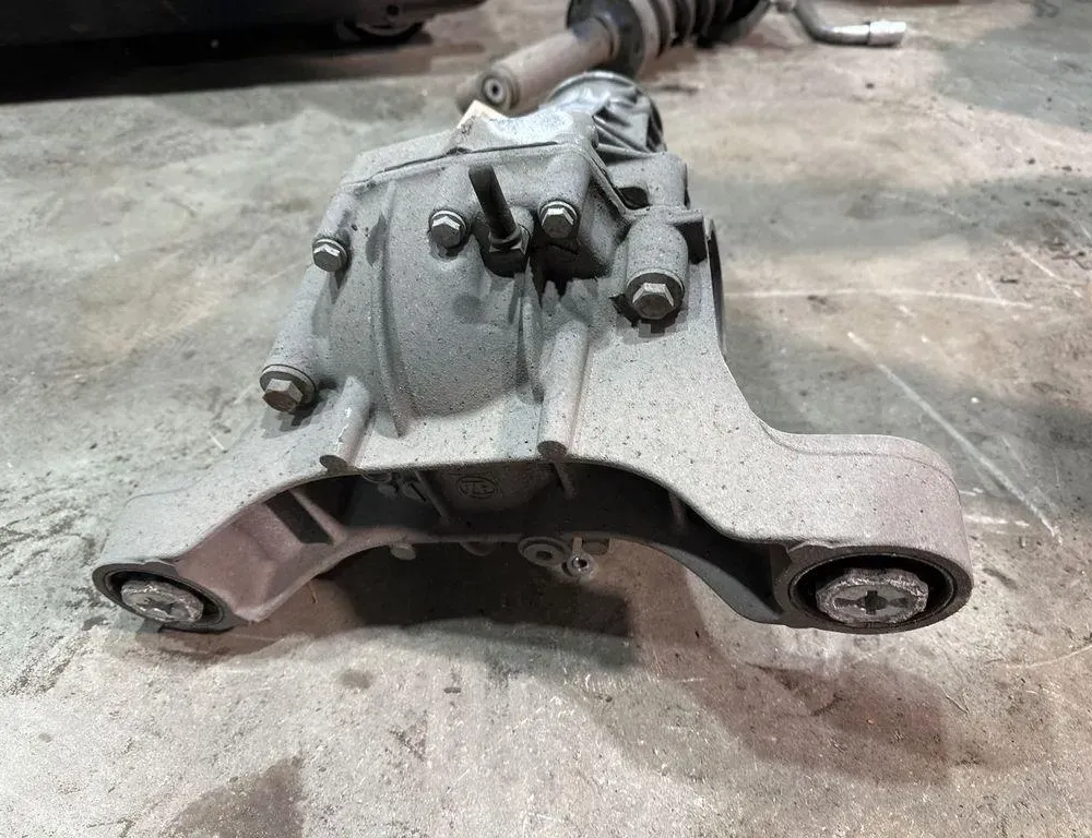 VOLKSWAGEN Touareg 2 generation (2010-2018) Задній диференціал 0bp525015h 32860139