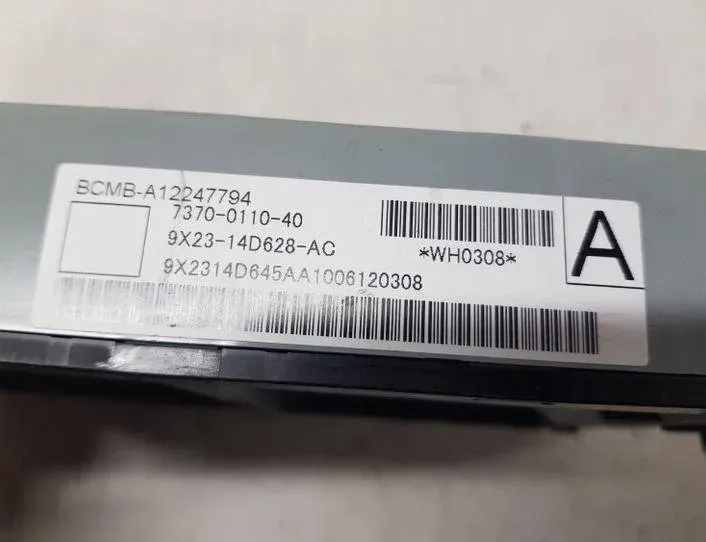 JAGUAR XF 1 generation  (2011-2016) Блок запобіжників 7370011040,9X2314D628AC 27079242