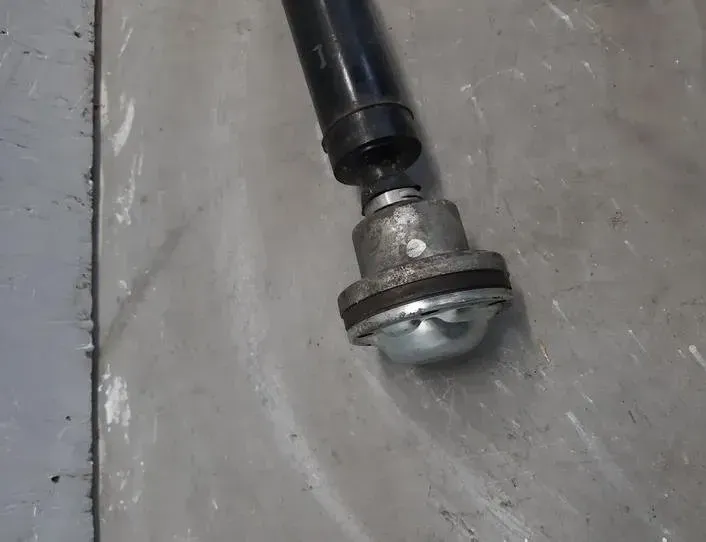 VOLVO XC90 2 generation (2014-2024) карданний вал P31492144 27446860