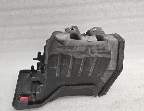 VOLVO V60 2 generation (2018-2023) Подушка акумулятора 32244071 34306297