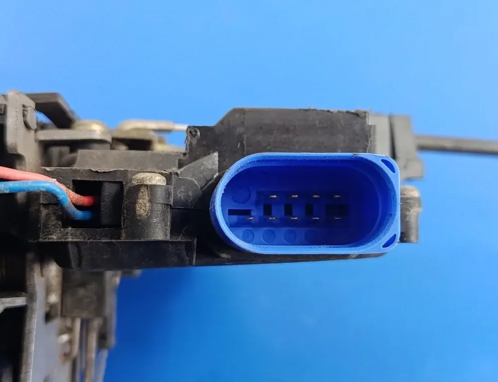 SEAT Altea 1 generation (2004-2013) Замок передней левой двери 3D1837015 35108400