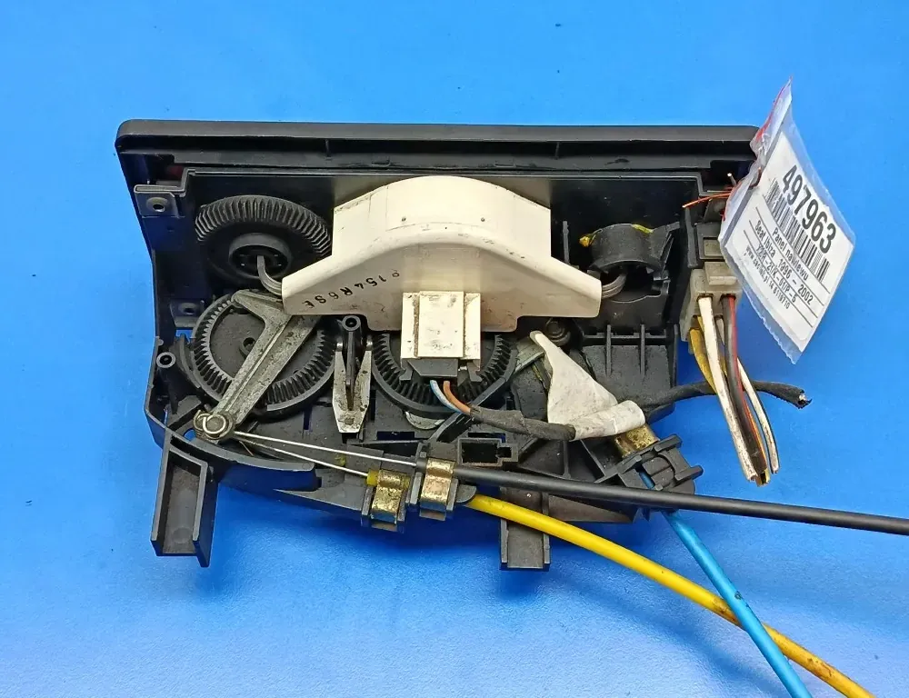 SEAT Ibiza 2 generation (1993-2002) Pегулятор климы 1H0819045C 33516350