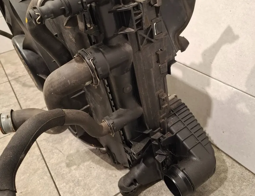 MERCEDES-BENZ C-Class W204/S204/C204 (2004-2015) Система охлаждения A2045050530,A2045000654,A2045004103,A2045000393 33155788