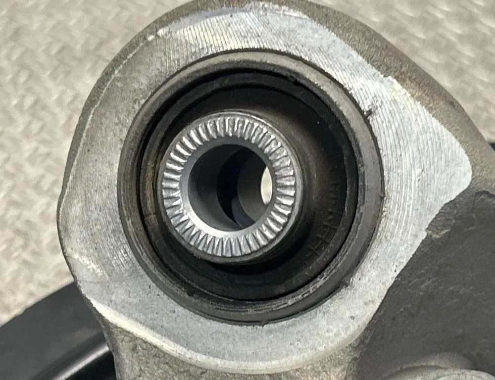 JEEP Grand Cherokee 4 generation (WK) (2004-2024) Ступица задняя правая 68401941AB 33897296