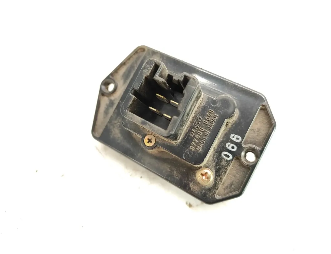 TOYOTA Previa 2 generation (2000-2006) РЕОСТАТ ВЕНТИЛЯТОРА ПЕЧКИ 0778000660 23420296