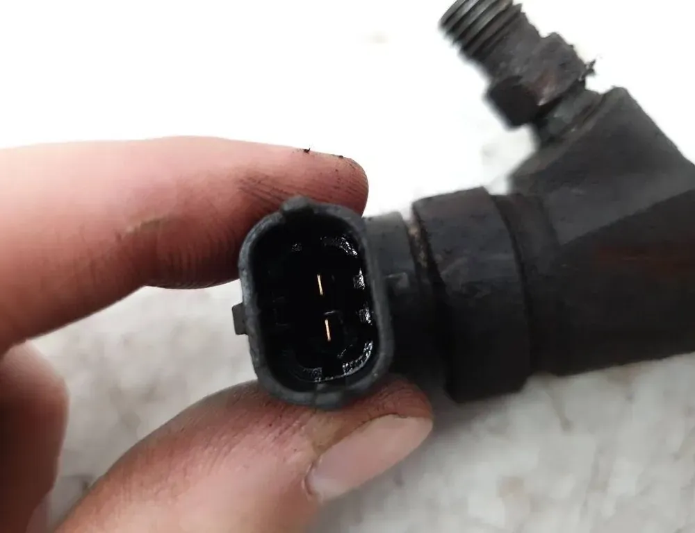 OPEL Vectra C (2002-2005) Форсунка 0445110243 33380021