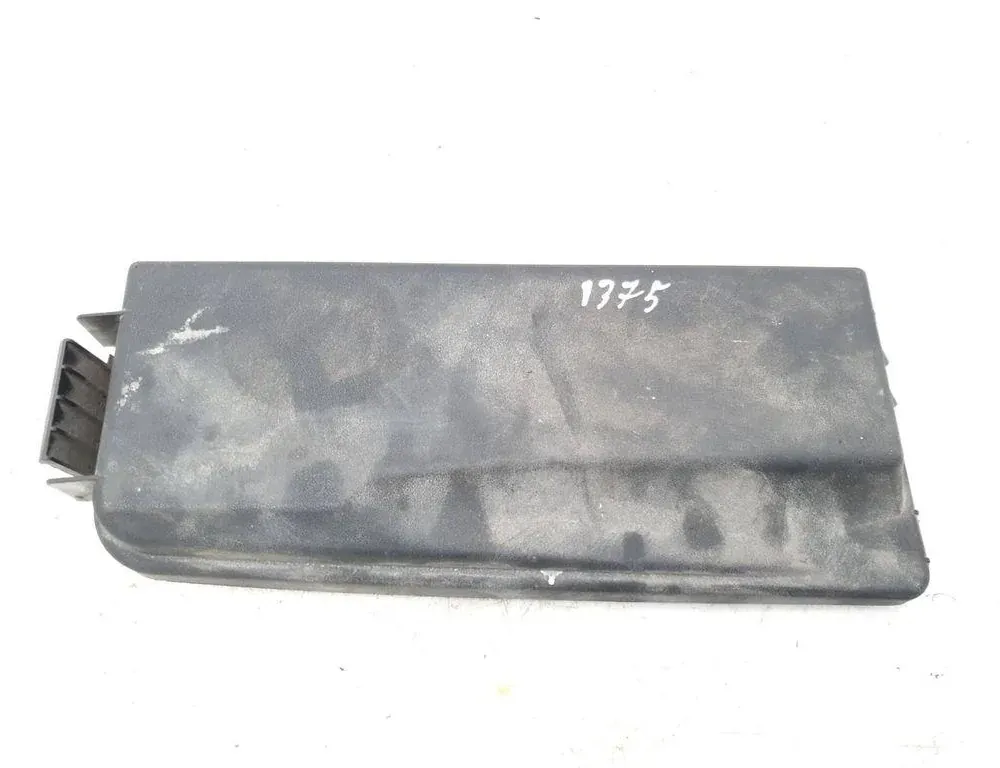 OPEL Vectra C (2002-2005) Кришка блоку запобіжників 24438039 33385350