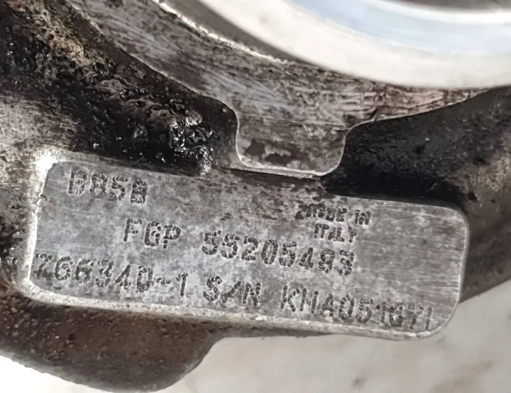 OPEL Vectra C (2002-2005) Tурбина 55205483,76634013 33385371