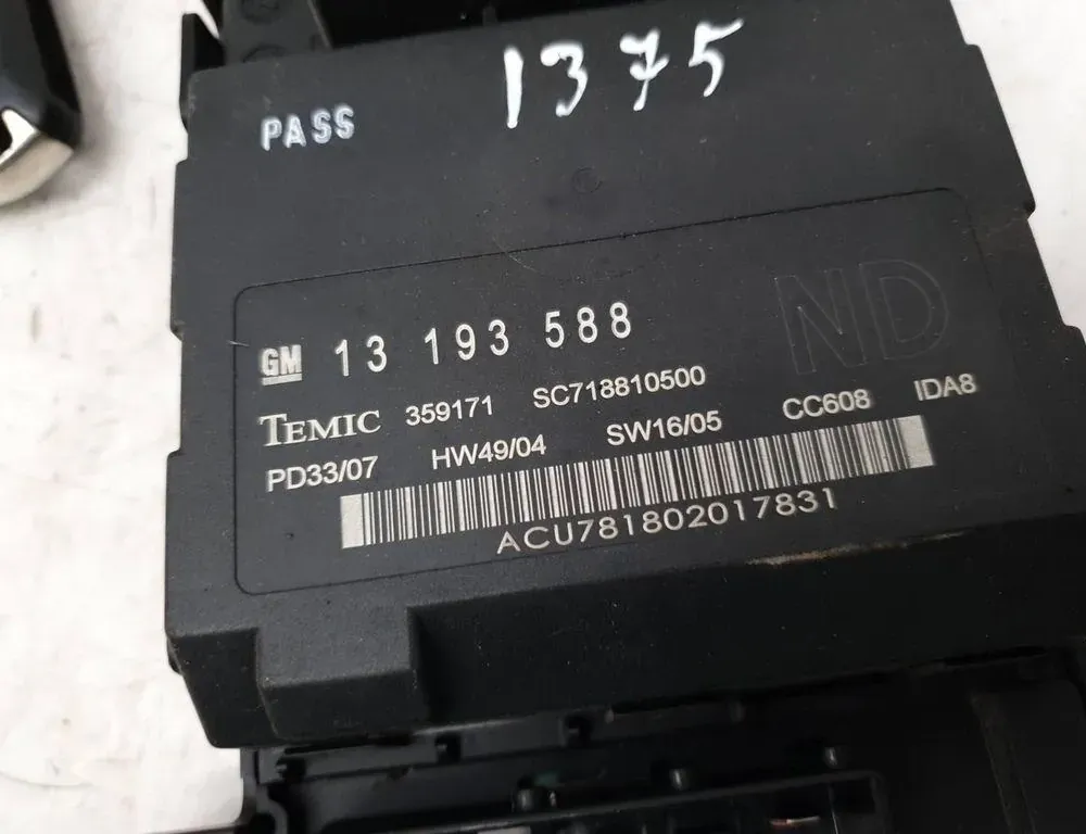 OPEL Vectra C (2002-2005) Комплект ЕБУ двигуна 1039S22939 33385481